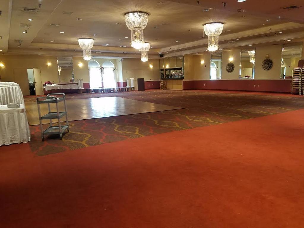 Hotel Ramada by Wyndham Glendale Heights/Lombard Exterior foto