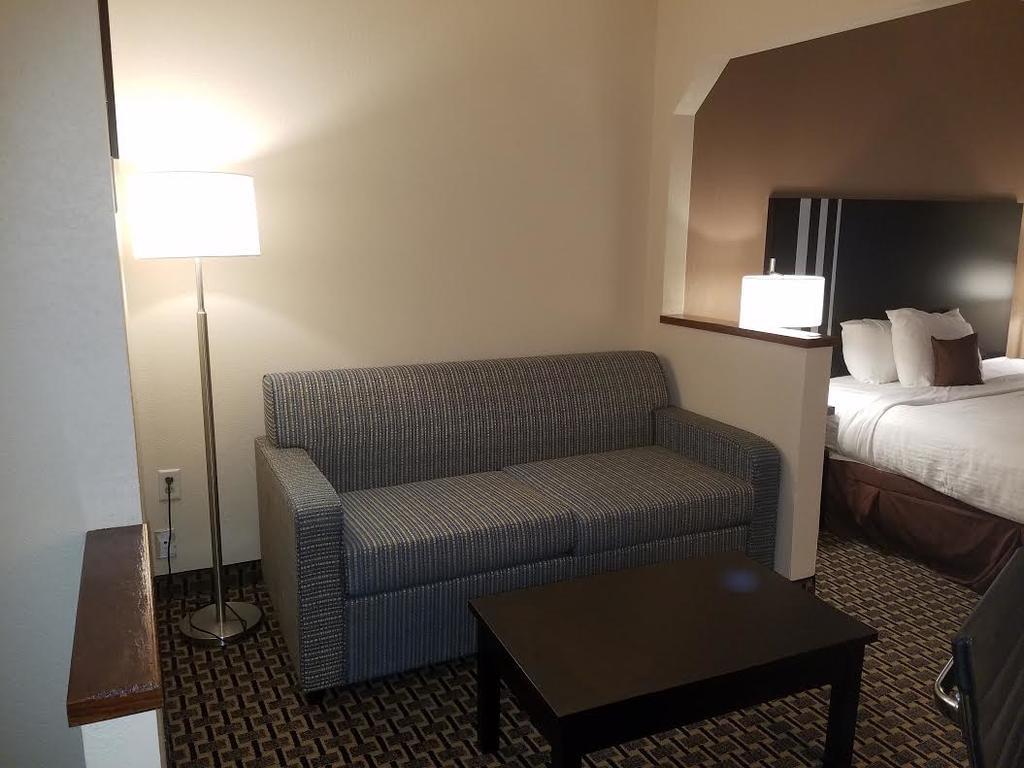 Hotel Ramada by Wyndham Glendale Heights/Lombard Exterior foto